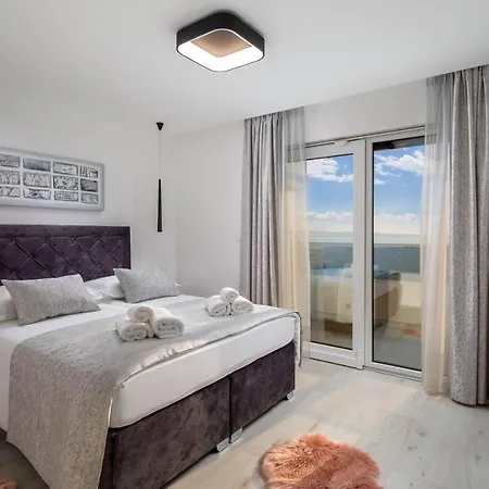 Villa Hilltop - Jacuzzi, Pool, Sauna *